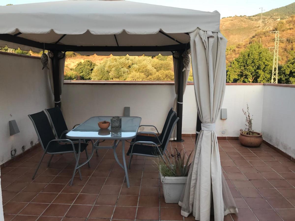 Apartamento Junto Al Rio En Entrada Ruta Cahorros Monachil Εξωτερικό φωτογραφία